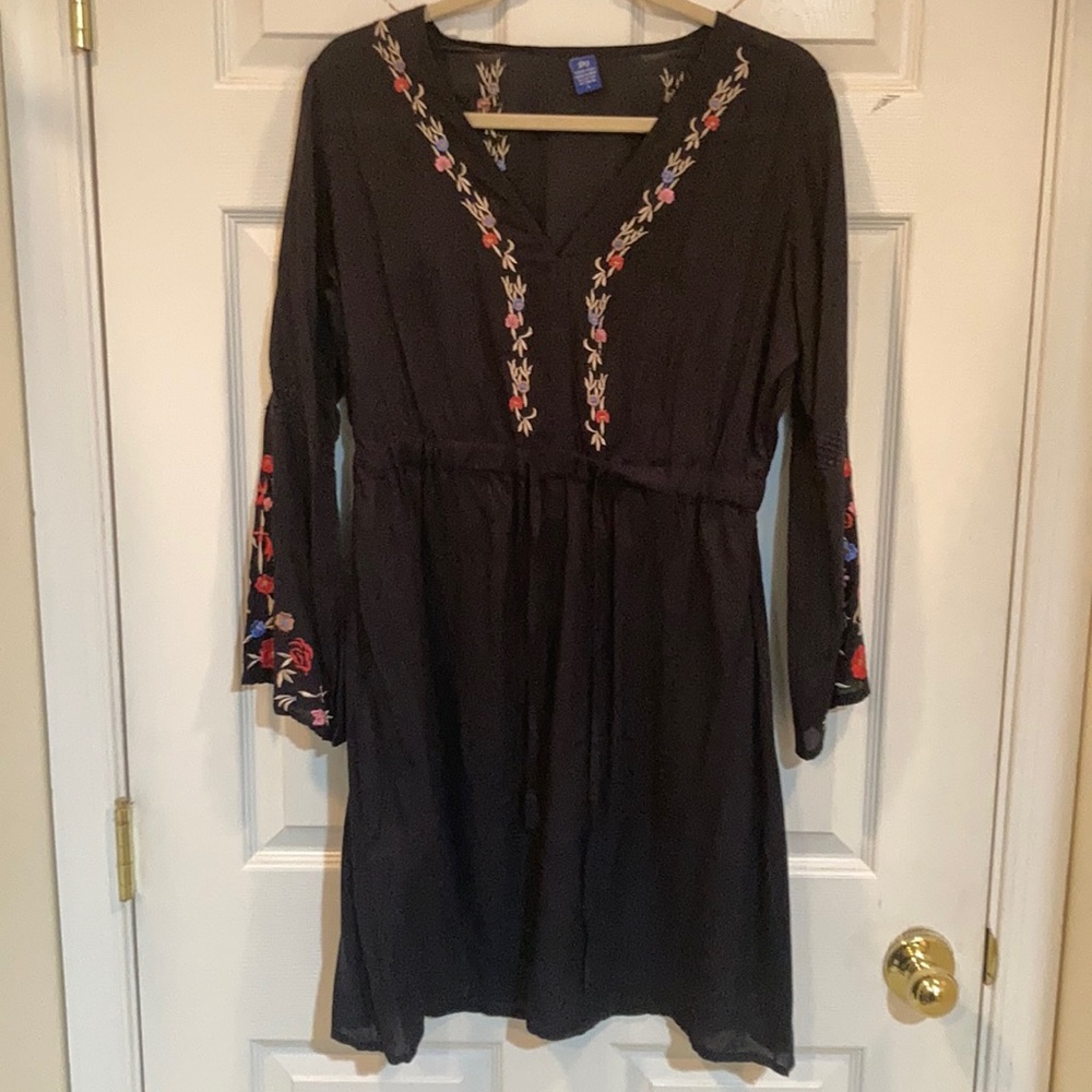 neiman marcus embroidered dress